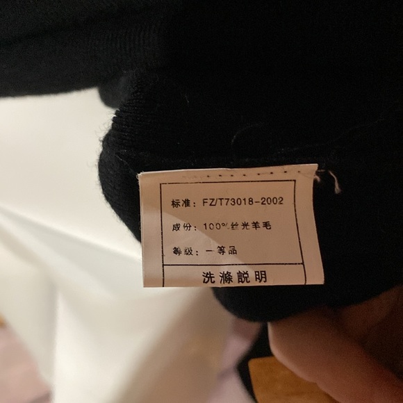 Élégant black rhinstone sweater - Picture 6 of 6